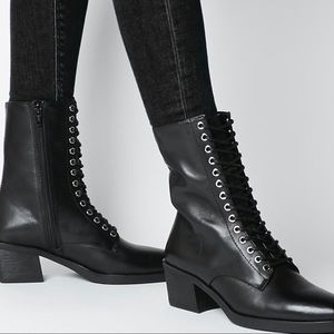 Vagabond Simone lace up boot EU 38 Excellent condition only worn once or twice